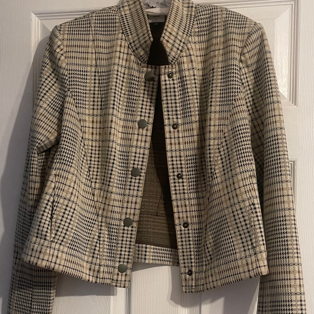 CAbi Plaid Snap-Front Jacket in Beige and Black